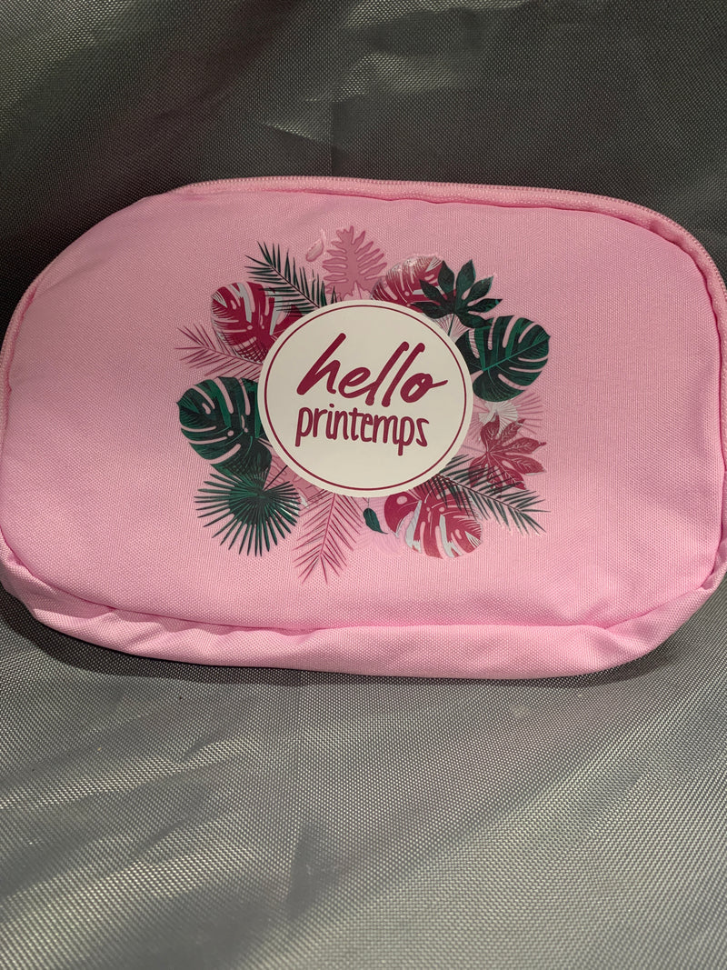 Small cosmetic bag / great for travelling