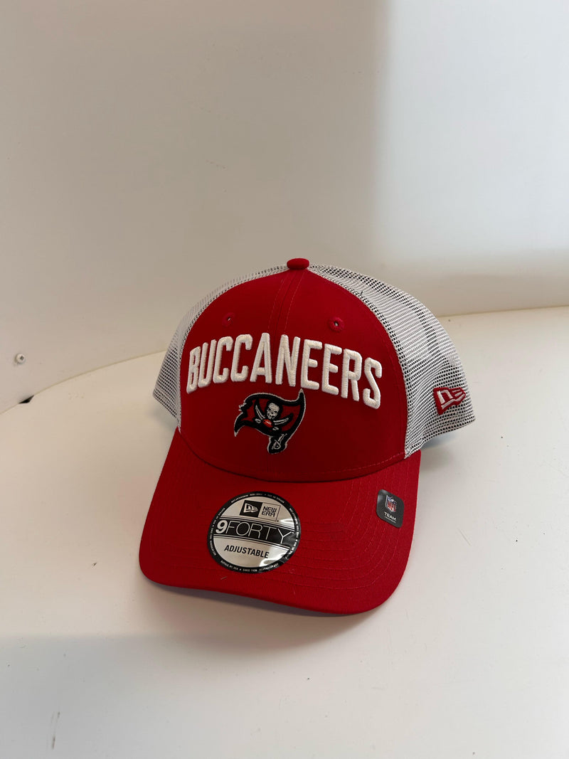 New Era 9forty adjustable Buccaneers baseball cap-mesh back