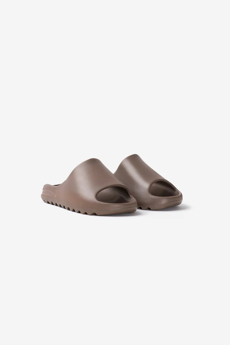 Noize --Gala slip on sandal --size 5