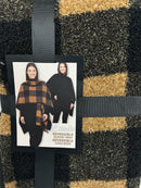 Estudio--Reversible Fashion wrap--Assorted print