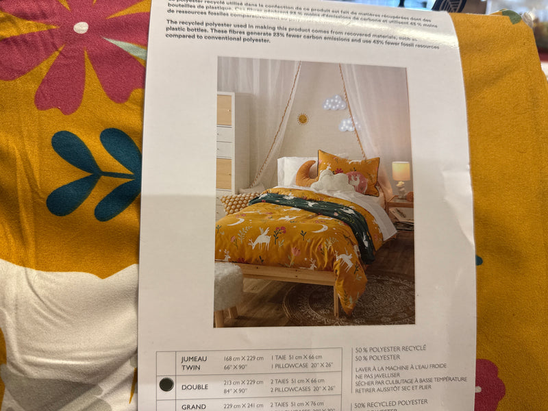 Simons Microfibre Duvet Set--size Double