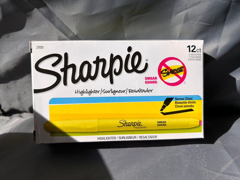 Sharpie yellow highlights with smear guard box of 12