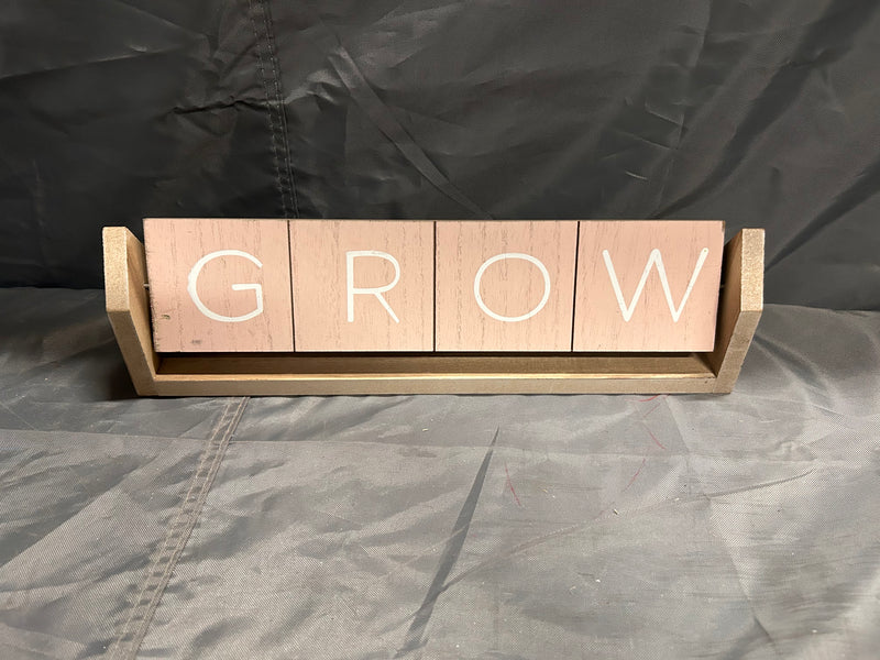 Love/grow flip sign approx 14” long