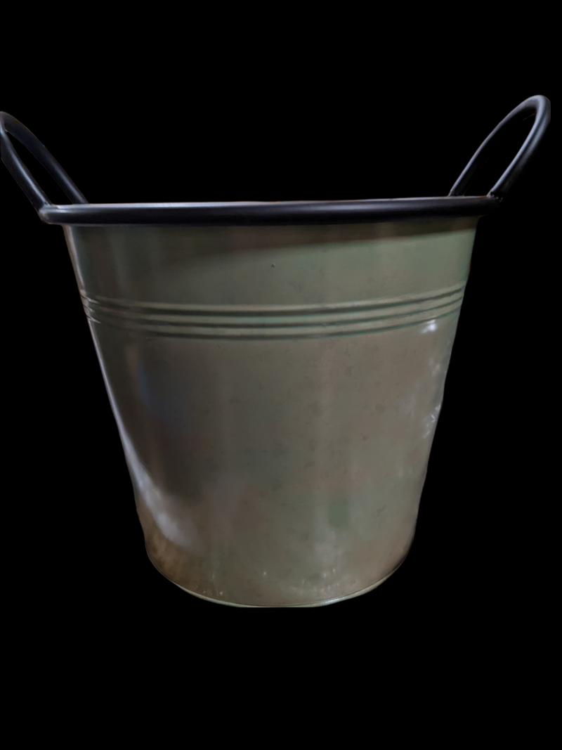Hometrends 9.5 inch galvanized metal pot